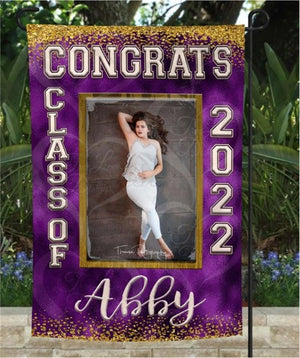 Graduation garden flag personalized for any school. Great for graduation parties!
